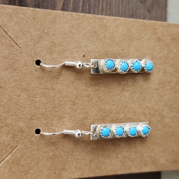 Pretty NWOT Native American Navajo Turquoise Dangle Bar Earrings 🩵🎁 - Picture 4 of 12
